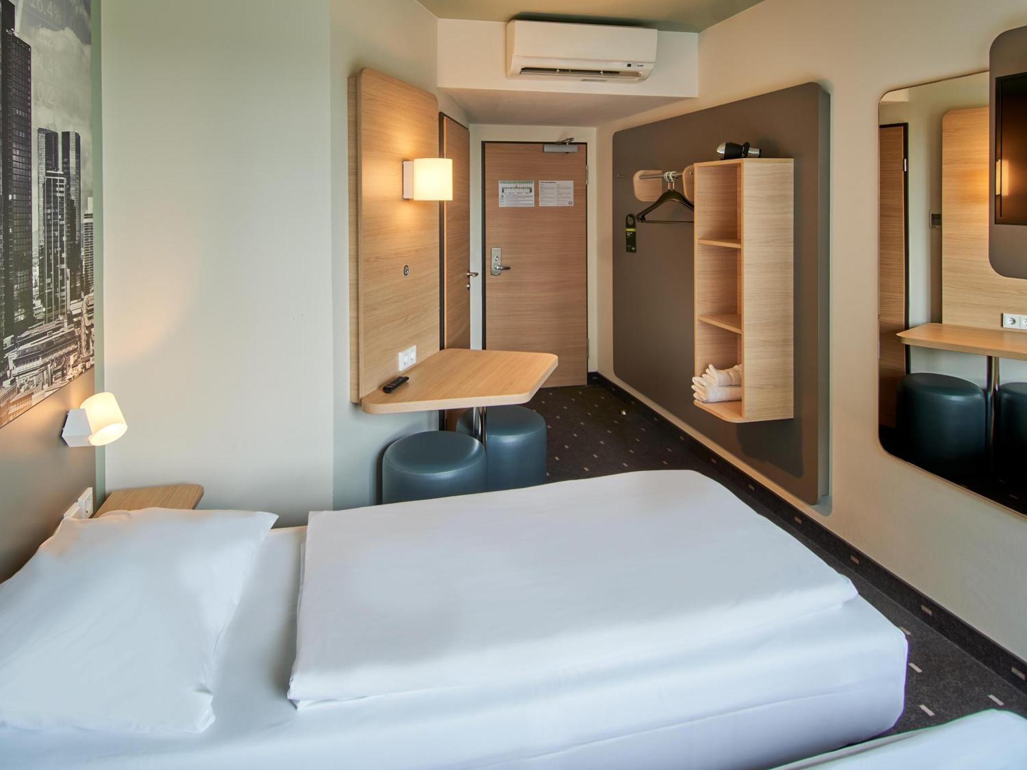 B&B Hotel Frankfurt-West Eschborn Zewnętrze zdjęcie